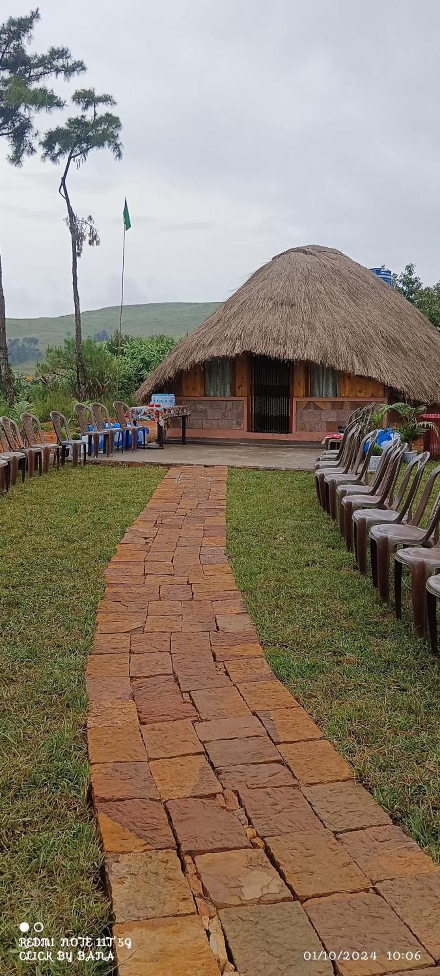 Meikha Homestay Pynursla Ngoại thất bức ảnh